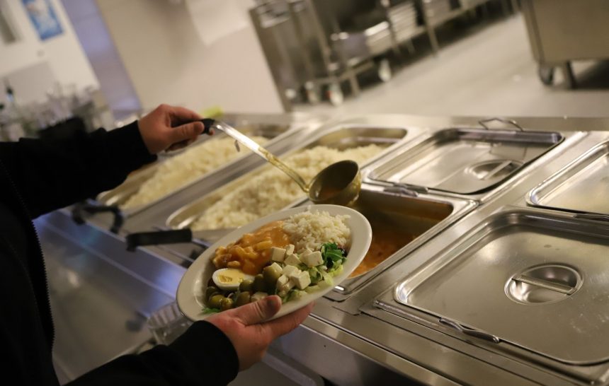ETNO-viikolla kouluissa tarjottiin thai-ruokaa
